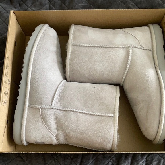 UGG | Shoes | Grey Ugg Boots Kids 6 